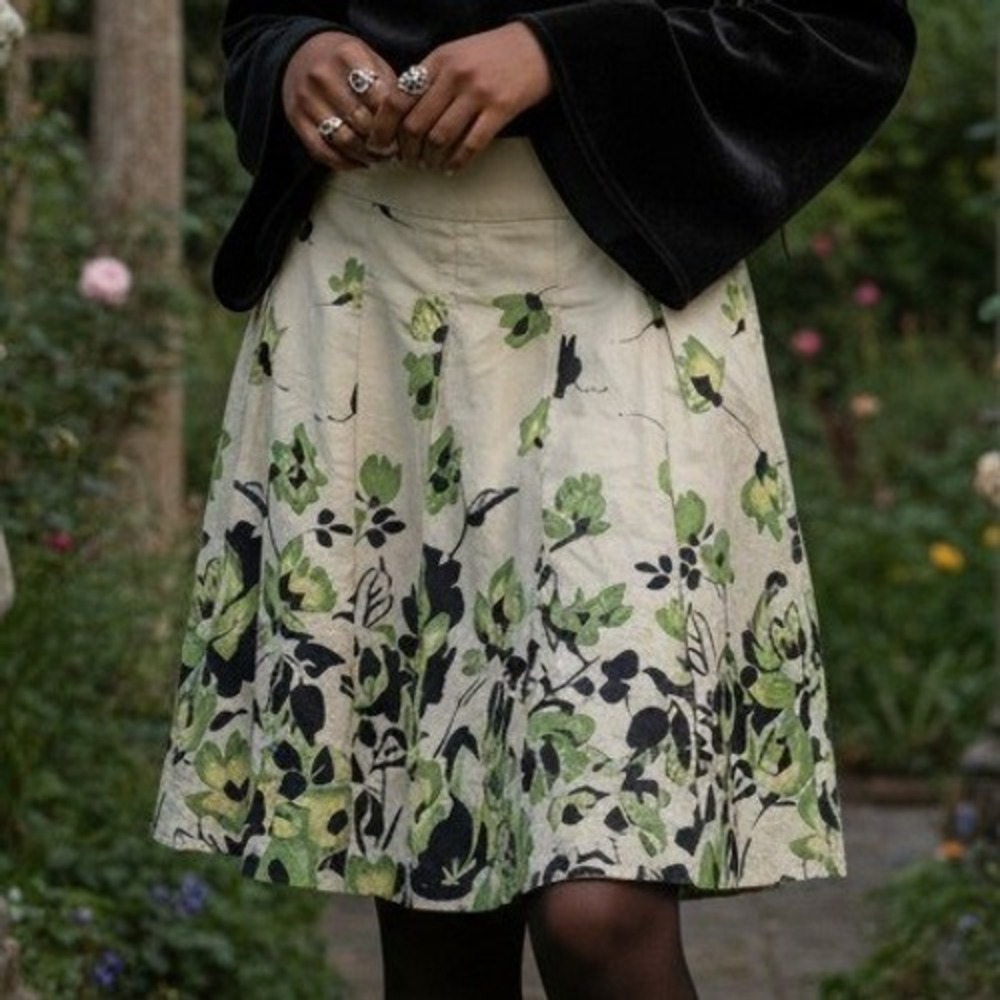 George Pleated A-Line Skirt Size 10 Cream Green Floral 100% Cotton Knee Length